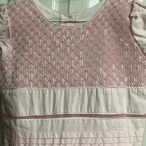 Beautiful dress in pink size 12